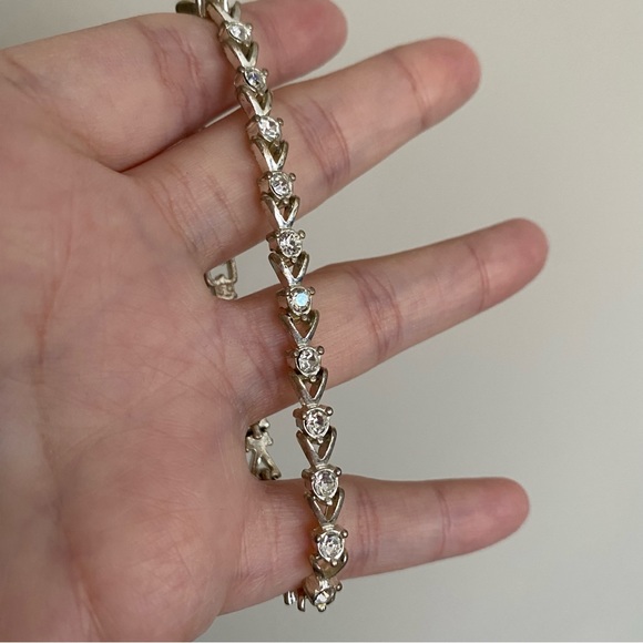 Avon Silver-Toned Tennis Bracelet with Cubic Zirconia Embellishments - Picture 5 of 7